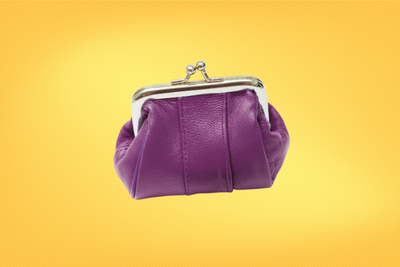 紫の財布
